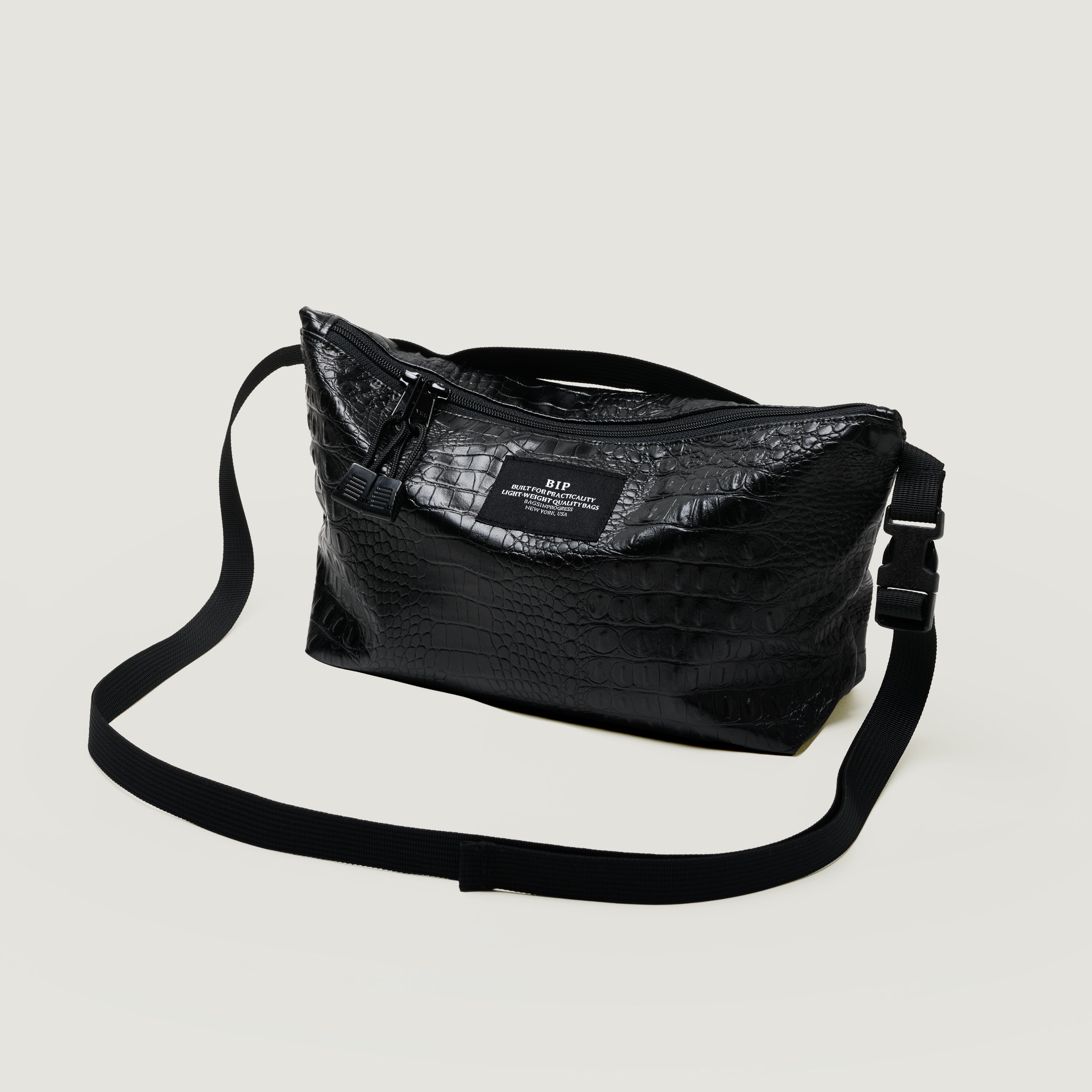 BAGSINPROGRESS FANNYPACK CROSSBODY - BLACK – BAGSINPROGRESS New York