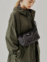 FANNYPACK CROSSBODY - ZEBRA GREEN