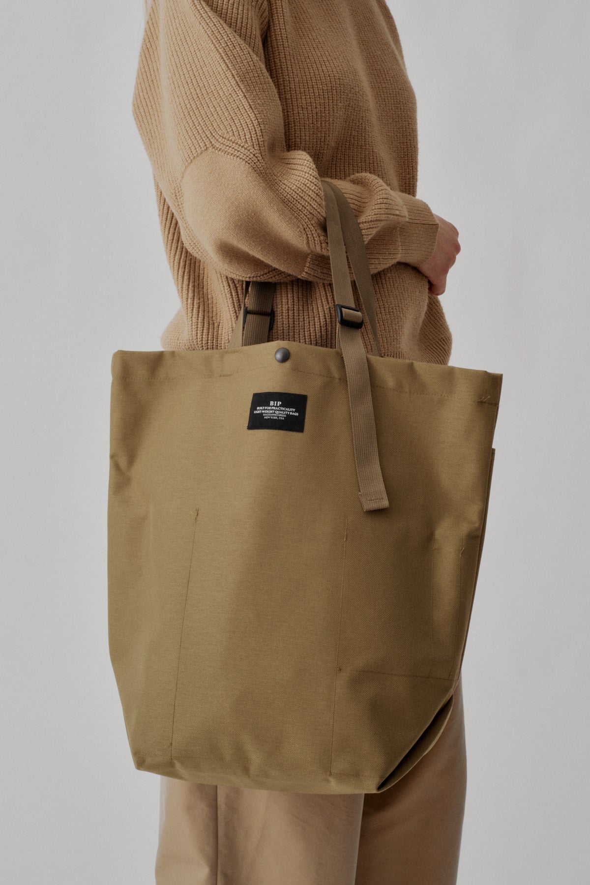 CARRY-ALL TOTE - LARGE / KHAKI NYLON CANVAS – BAGSINPROGRESS New York