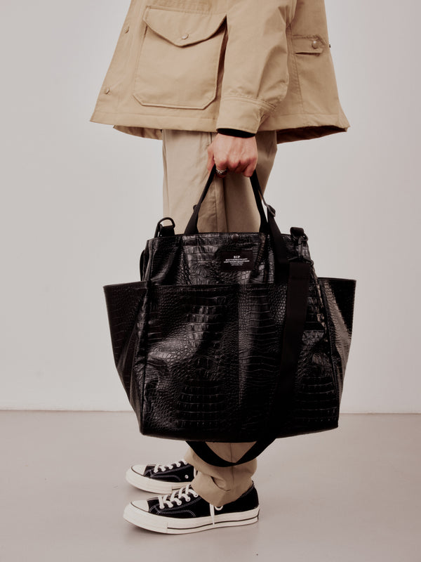 CARRY-ALL BEACH BAG - BLACK CROCO VEGAN LEATHER