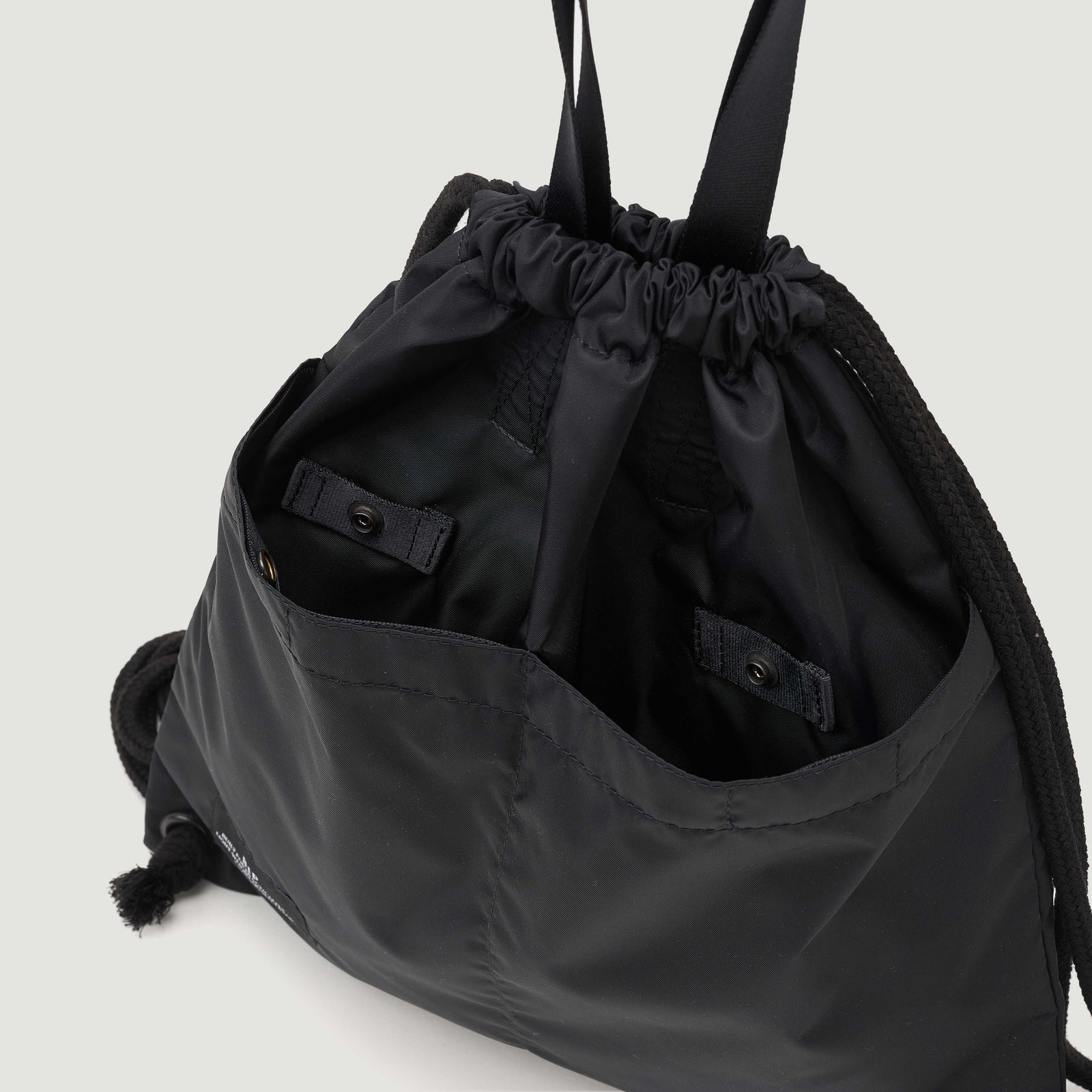 BAGSINPROGRESS FANNYPACK CROSSBODY - BLACK – BAGSINPROGRESS