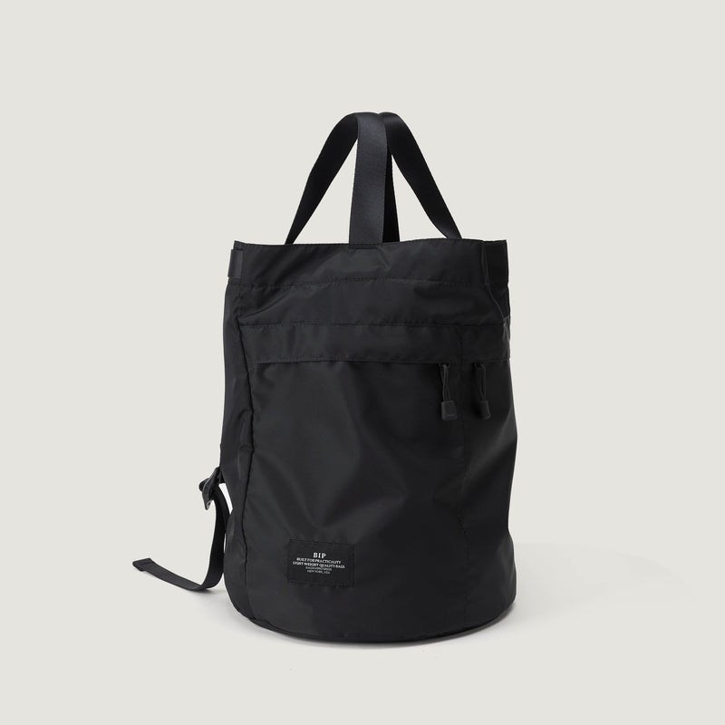 BUCKET BACKPACK - BLACK NYLON TWILL